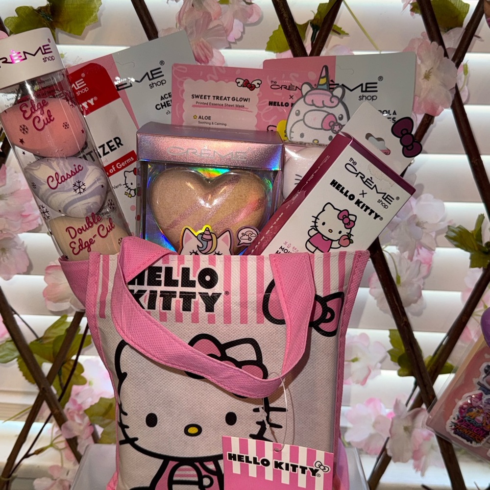 Hello Kitty crème shop bundle
